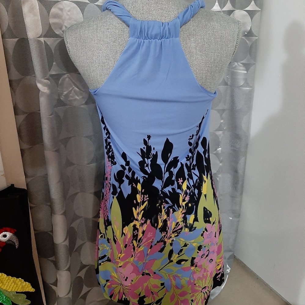Cute summer dress - Picture 2 of 3